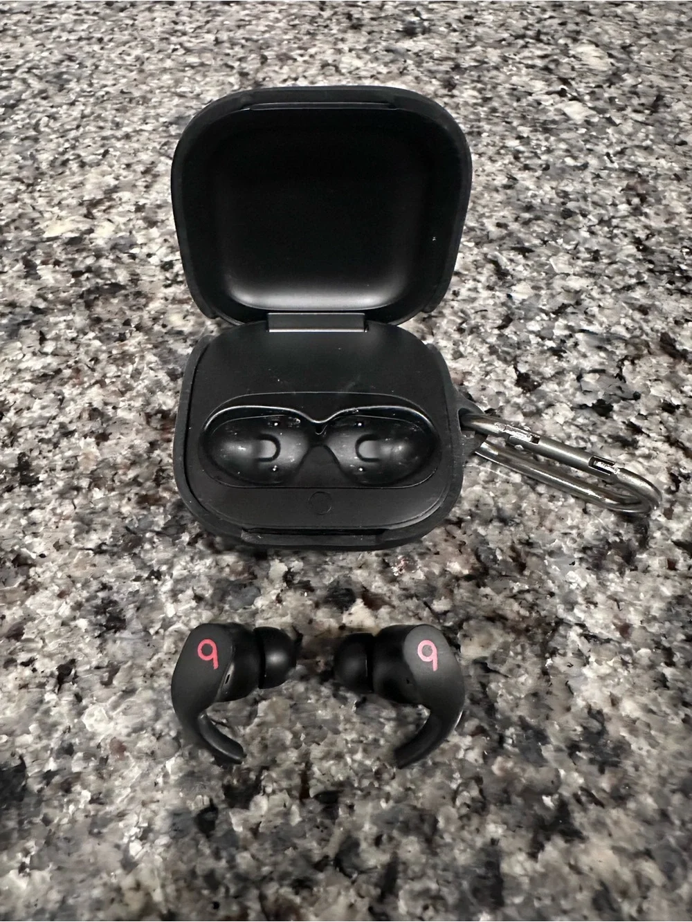 Beats by Dre Beats Fit Pro In Ear Headphones Noise Cancelling w/case & box